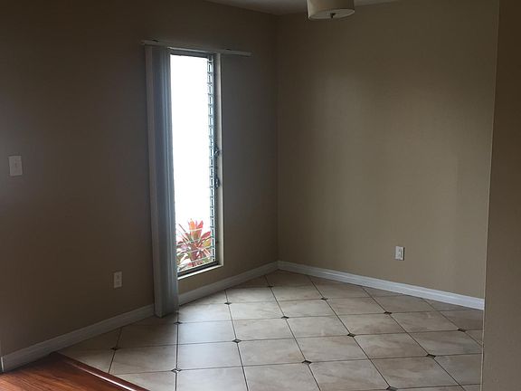 4th image of 20415 Osage Ave APT D