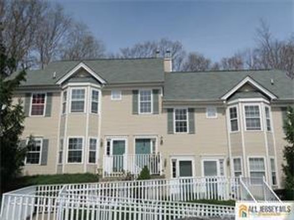 1402 Cypress Ln