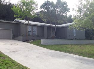 1114 Monroe Dr S, Kerrville, TX 78028