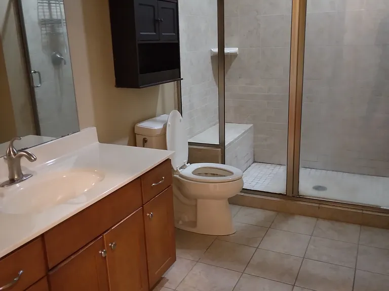 155 E Broad St #204 — Photo 8
