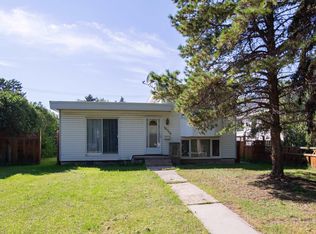 10738 129th St NW, Edmonton, AB T5M 0X5
