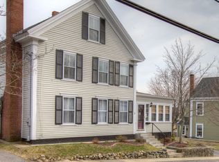 3 Rocky Hill Rd, Amesbury, MA 01913
