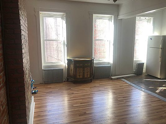 4th image of 238 Saint Nicholas Ave Floor 3