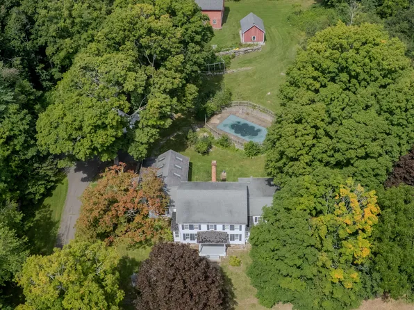 394 Tashua Road, Trumbull, CT 06611