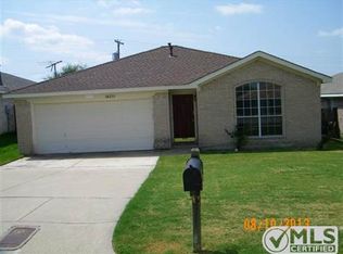10233 Pleasant Mound Dr, Fort Worth, TX 76108