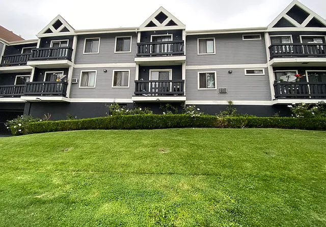 2 bed, $2,175 — Photo 1