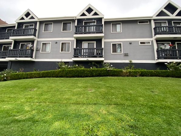 5945 Arroyo Dr APT 210