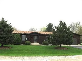 9616 Woods Ln photo 1