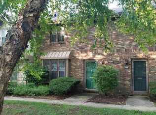 6184 Stornoway Dr S, Columbus, OH 43213