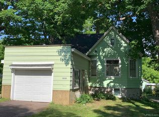 58288 1st St, Calumet, MI 49913
