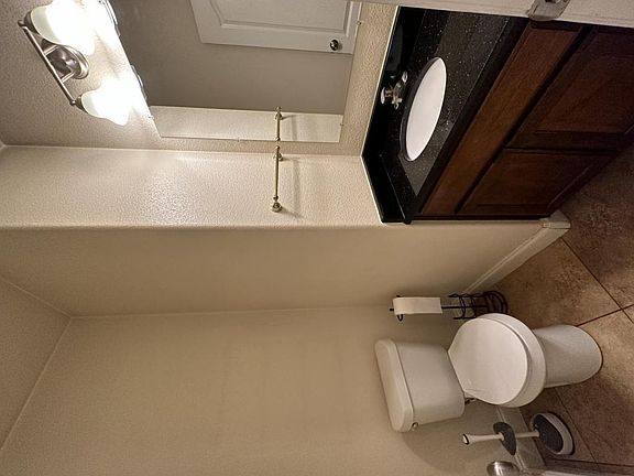 3rd image of 1014 Avenue H