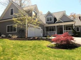 122 Cherry St, Shrewsbury, MA 01545