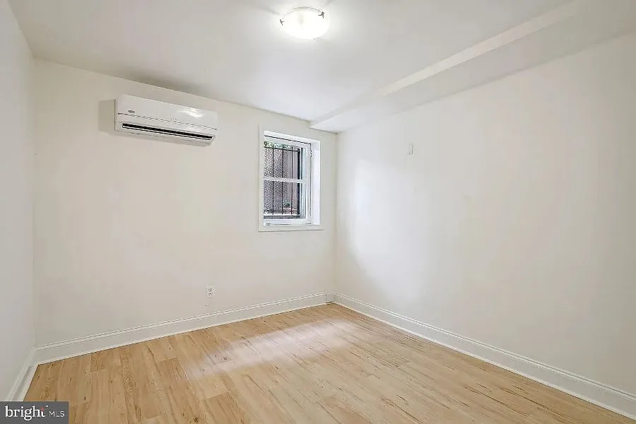 1 bed, 721 sqft, $1,800 — Photo 4