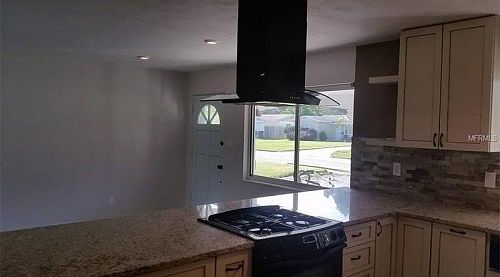 2nd image of 5927 36th Ave N