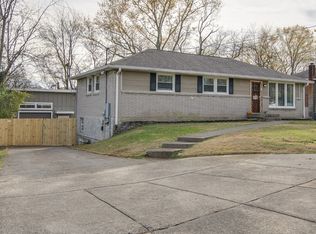 1924 Valley Park Dr, Nashville, TN 37216