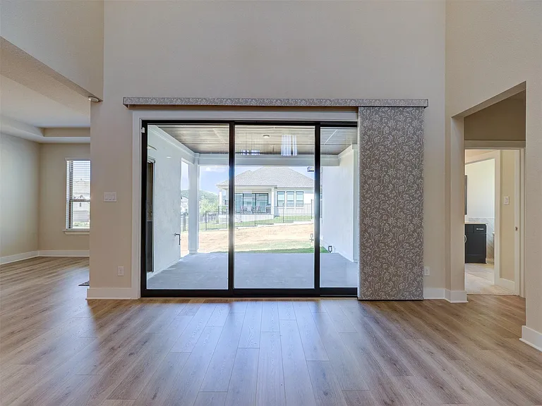 1929 Montella Way — Photo 11