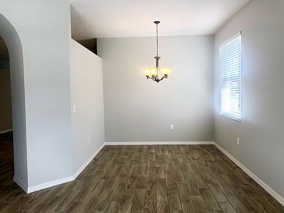 3rd image of 945 Jade Forest Ave