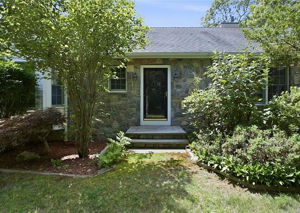 1st image of 99 Sunderland Rd