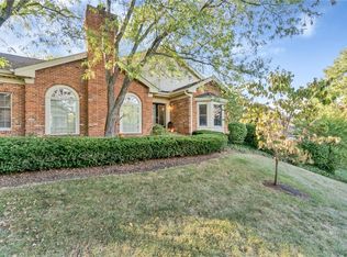 13319 Fairfield Square Dr, Town and Country, MO