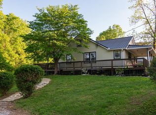 204 E Howard Rd, Livingston, TN 38570