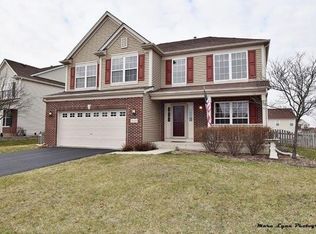 2649 Bauer Rd, North Aurora, IL 60542