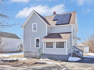 10 Hemlock Ct, Springfield, MA 01105