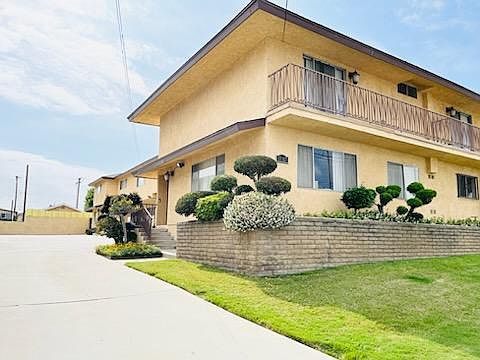 2nd image of 17317 Dalton Ave #4