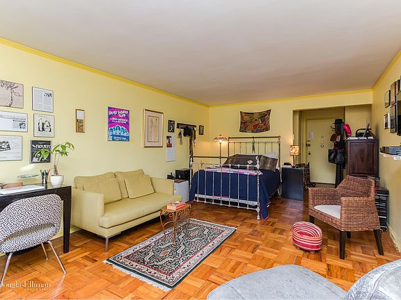 2nd image of 54 Orange St APT 1E