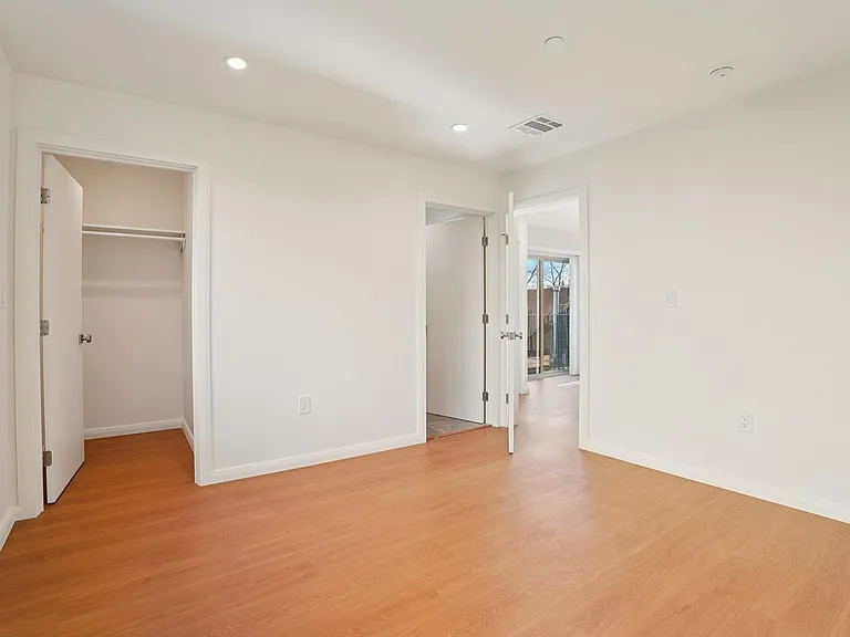 6162 Oak Crest Way — Photo 15