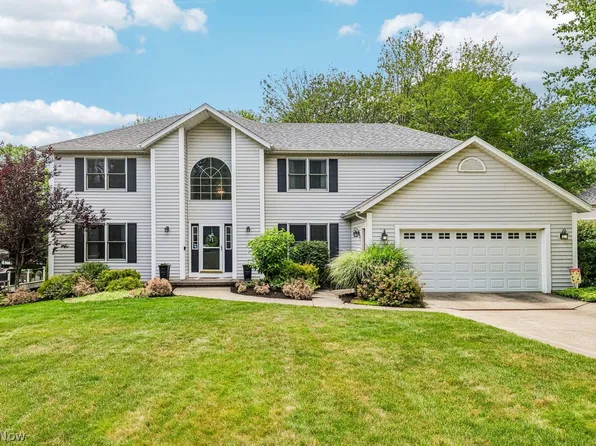 5620 Spring Grove Dr, Solon, OH 44139
