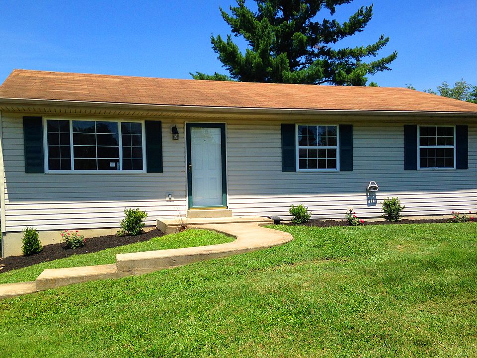 1st image of 106 Dinah Dr