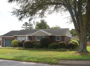 824 Clinton St, Virginia Beach, VA 23464