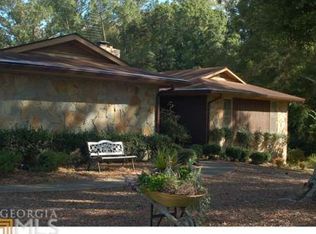 890 Grant Rd, Brooks, GA 30205