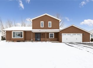 411 Sweet Acres Dr, Rochester, NY 14612