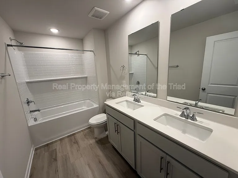 2215 Cherry Creek Rd — Photo 11