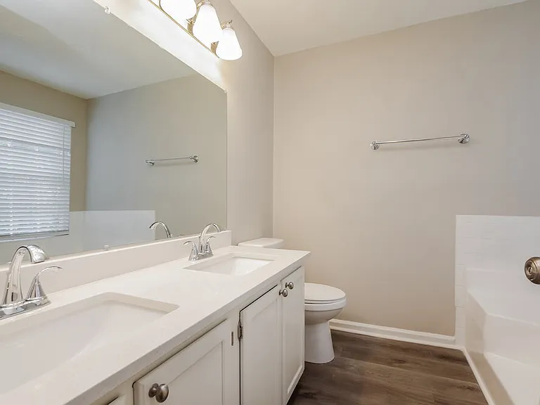 9233 Oren Thompson Rd — Photo 11