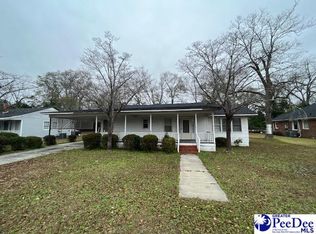 17 E South St, Manning, SC 29102