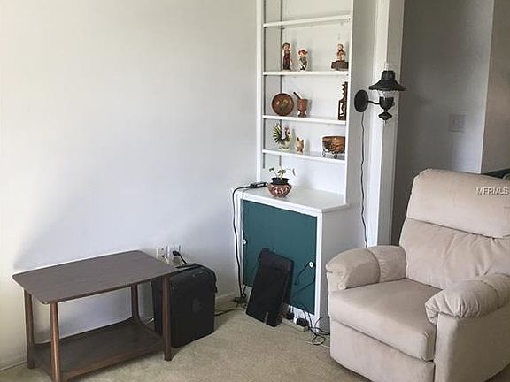 3rd image of 3326 Maitland Dr