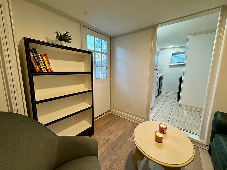 801 Seiler Ave #CARRIAGE HOUSE A — Photo 8