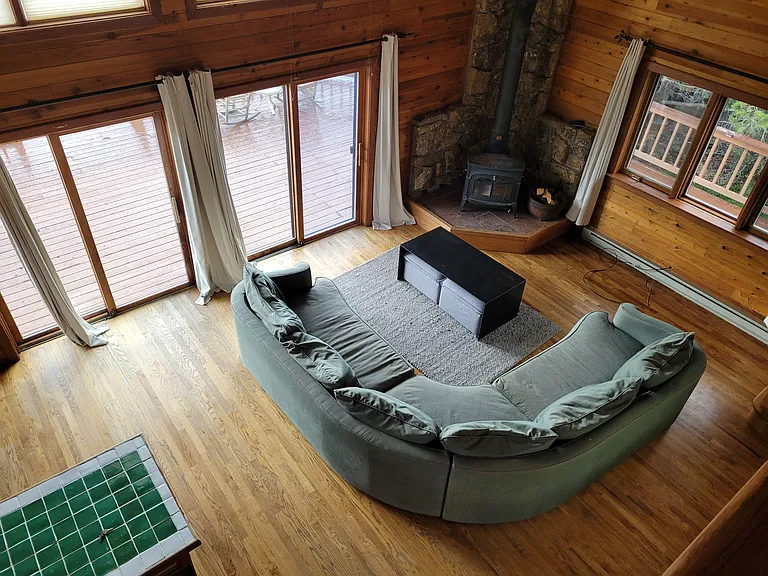 202 Blue Creek Trl — Photo 19