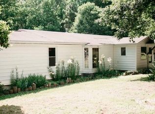 9080 Kings Dr, Clover, SC 29745