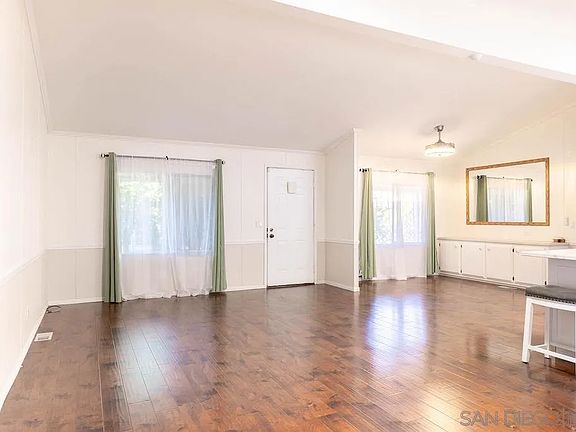 2nd image of 909 Richland Rd Space 128