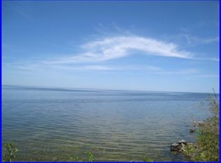 5066 Bay Shore Dr, Sturgeon Bay, WI 54235