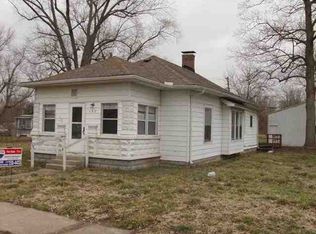 137 N 7th St, Clinton, IN 47842