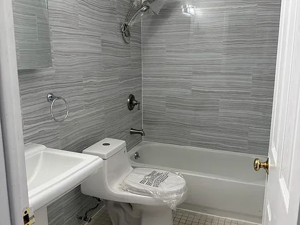 (undisclosed Address)