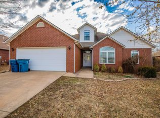 3904 SW Cherry Rd, Bentonville, AR 72712