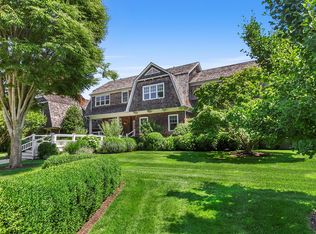 19 Roberts Ln #EH, East Hampton, NY 11937