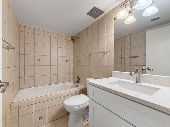 4th image of 500 Park Ave APT 334