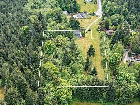 3rd image of 3497 Renee Drive