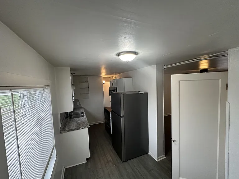 200 E Williamson St #4 — Photo 5